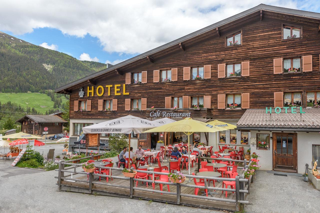 Hotel Au Bivouac de Napoléon et Spa Bourg-Saint-Pierre Exterior foto